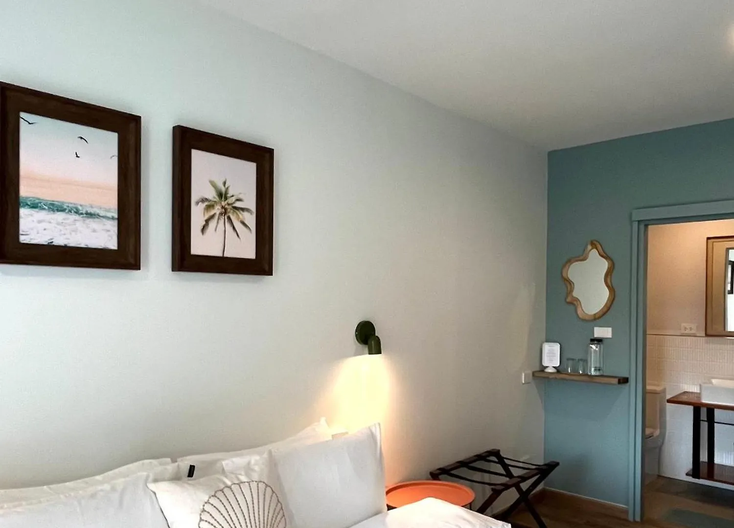 Nautical Home & Seashell House B&B Khao Lak