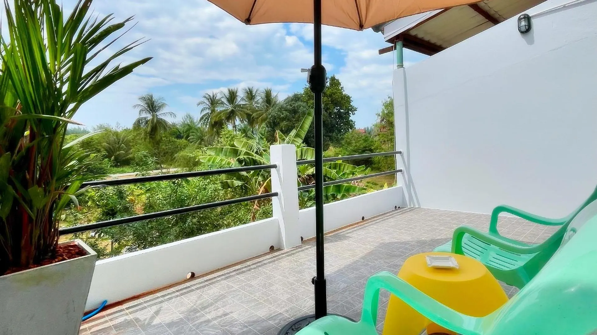 Nautical Home & Seashell House B&B Khao Lak 2*,  Thailand